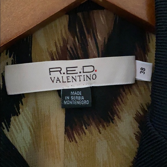 Valentino Black Jacket Size 38 LIKE NEW!!! - Picture 4 of 11